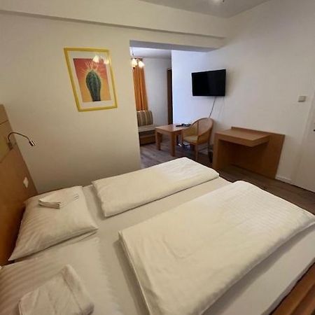 City Hotel Post 14 Braunau am Inn Exterior foto